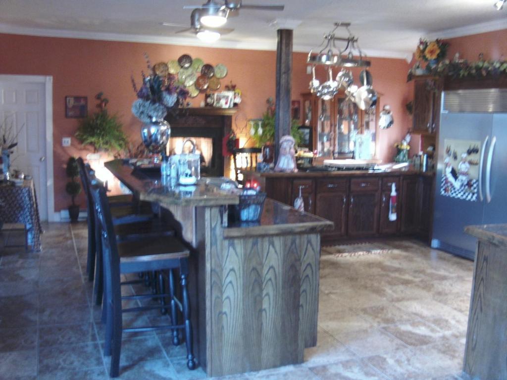 Brookside Inn At Laurens Екстериор снимка