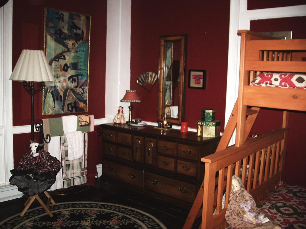 Brookside Inn At Laurens Екстериор снимка